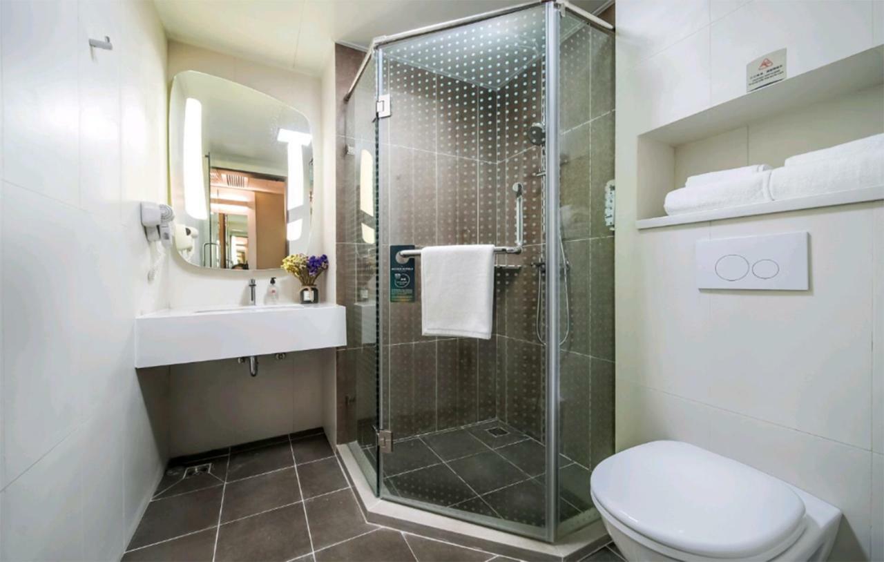 Ibis Hotel Emeishan Zewnętrze zdjęcie