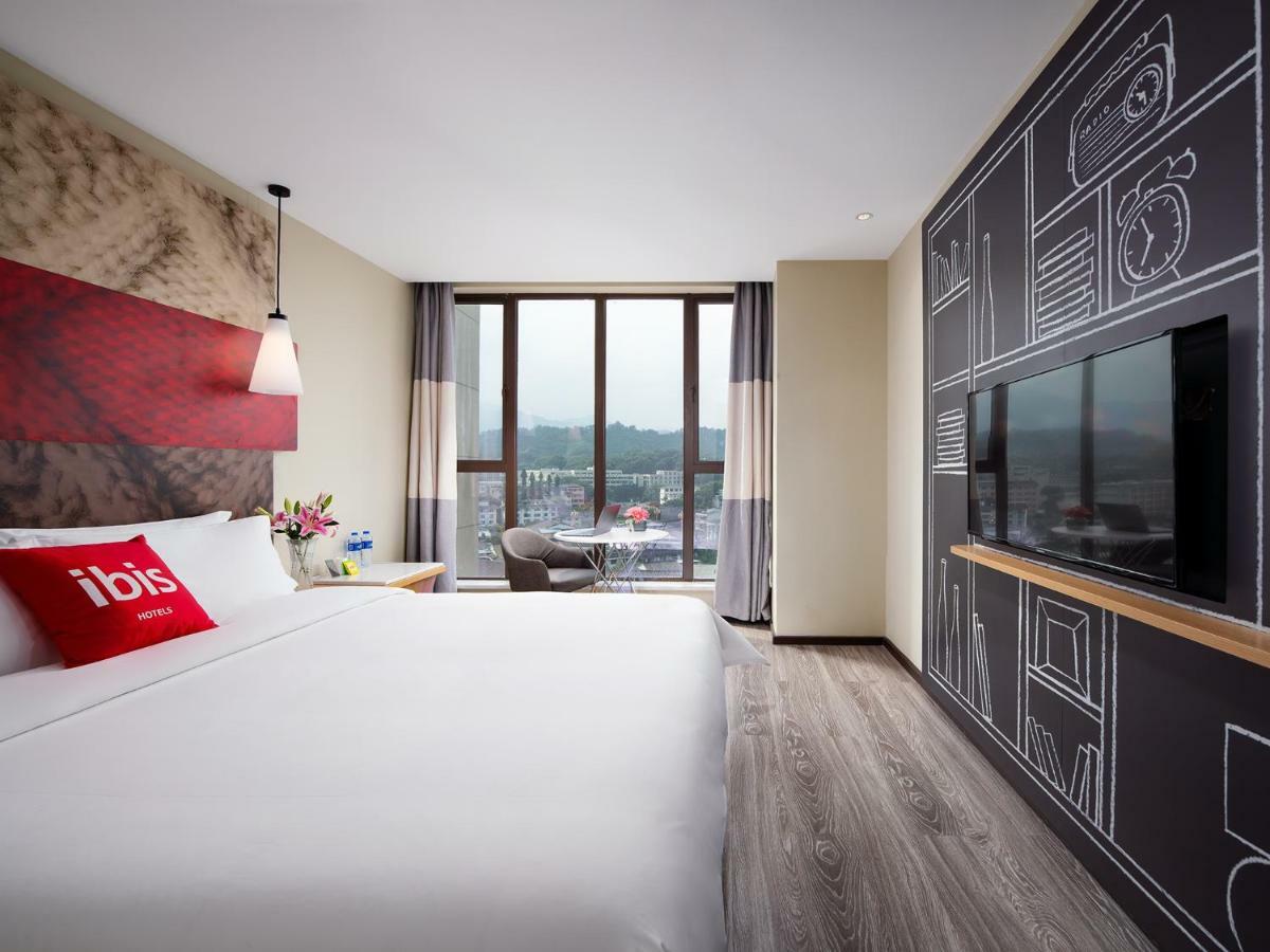 Ibis Hotel Emeishan Zewnętrze zdjęcie